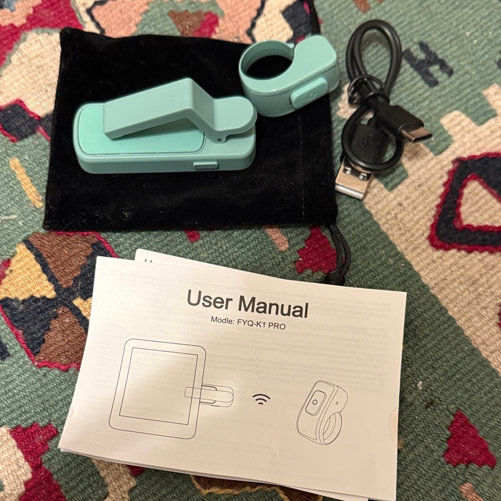 Teal Wireless Kindle Remote with USB Cable